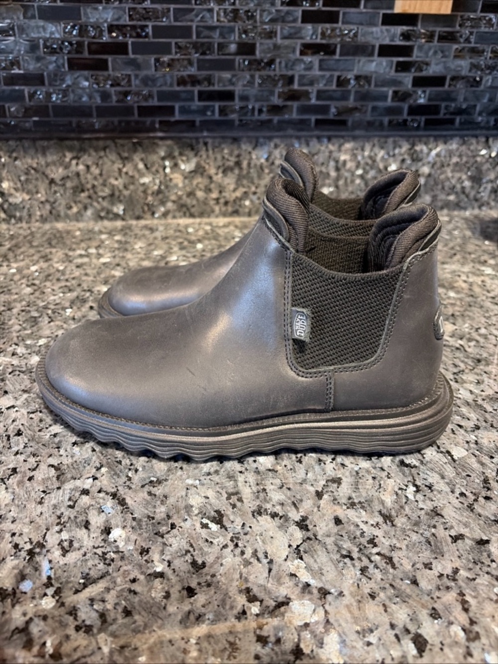Hey Dude Branson Boot Craft Leather Chelsea Shoes Women’s Size 6 Black NWT - Picture 6 of 9